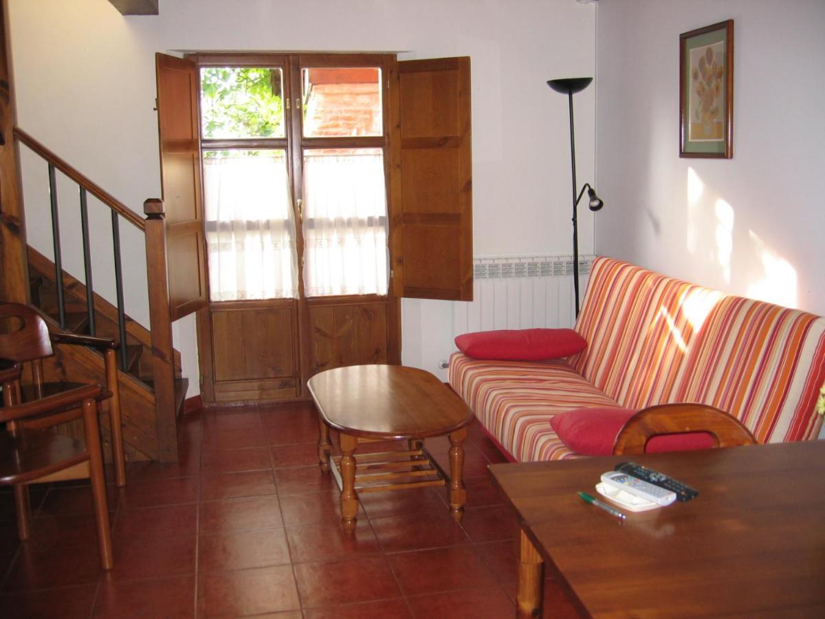 Apartamentos El Cueto De Los Collado Villanueva de Pria Екстер'єр фото