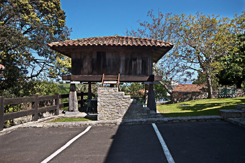 Apartamentos El Cueto De Los Collado Villanueva de Pria Екстер'єр фото